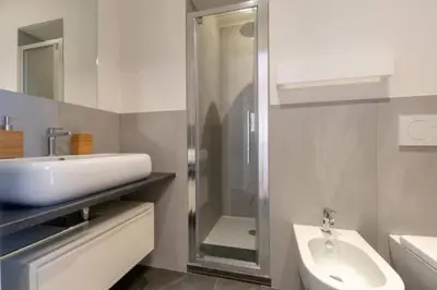 Bagno di Stylish four bedrooms apartment - Florence center