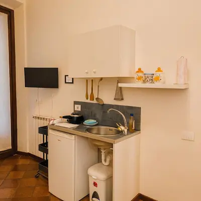 Cucina o angolo cottura di Loft Ortensia garden WiFi air conditioning