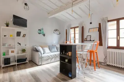 TV o dispositivi per l'intrattenimento presso Design Center Florence APT - HomeUnity