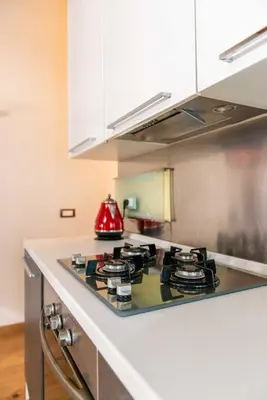 Cucina o angolo cottura di Modern & Bright in Oltrarno, Steps to Boboli & Pitti