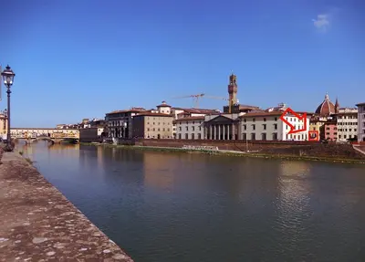 Vista sul fiume nelle vicinanze dell'appartamento