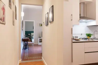 Cucina o angolo cottura di A peaceful oasis by the city centre