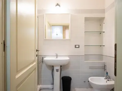Bagno di [Centro] Sant’Ambrogio Flat