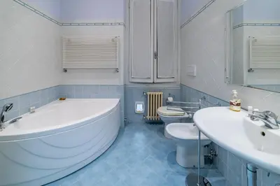 Bagno di GuestHost - Florence Quiet Apartment with Private Garden