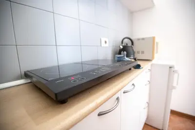 Cucina o angolo cottura di Indipendent Studio Apartment with Terrace - Parking