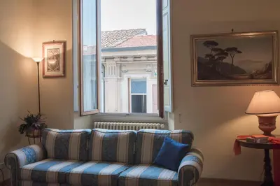 Area soggiorno di Italian Experience-Duomo Suite