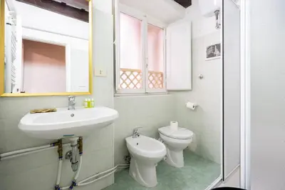 Bagno di Ginori C