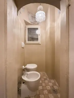 Bagno di Renaissance Palace Noble Floor Apartment