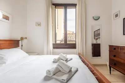 Letto o letti in una camera di Porcellana Double