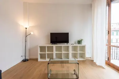 TV o dispositivi per l'intrattenimento presso Rosselli by Mmega