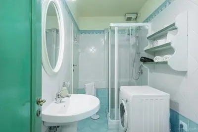 Bagno di Wine Apartments Florence Lambrusco