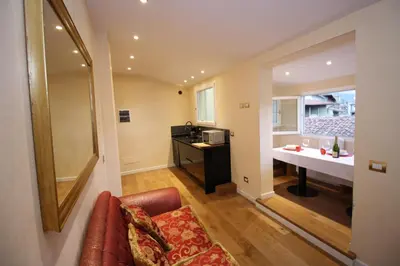 Cucina o angolo cottura di HomEdoApartments Deluxe Terme suite