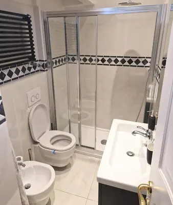 Bagno di HomEdoApartments Deluxe Terme suite