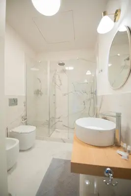 Bagno di Windows on Dome Luxury Rooftop