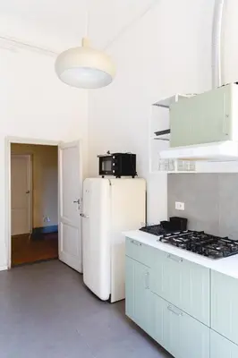 Cucina o angolo cottura di Comfy Big Apartment Outside ZTL