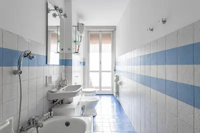 Bagno di GuestHost - Florence Modern & Bright Apartment!