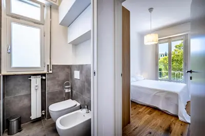 Bagno di YiD Buonvicini Design apt in Florence out of ZTL