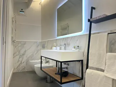 Bagno di Uffizi Suite
