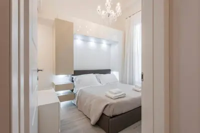 Letto o letti in una camera di Modern Apartment in Florence