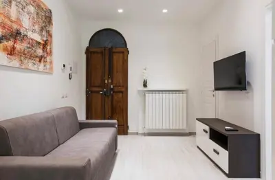 TV o dispositivi per l'intrattenimento presso Modern Apartment in Florence