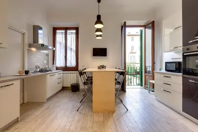 Cucina o angolo cottura di Baldovini Apartment by Mamo Florence