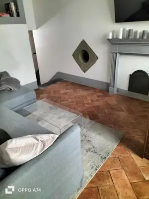 Area soggiorno di Unique and antique apartment