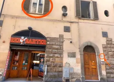 Facciata o entrata di Your Private Apartment in the Heart of Florence