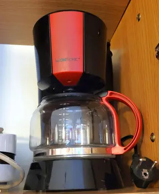 Set per la preparazione di tè e caffè presso Firenze homeaway - Pape's cozy apartment, near Airport - 14 min from city center-10 minutes walk from the Baker Hughes
