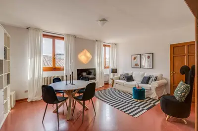 Area soggiorno di Apartments Florence- Accademia Charme