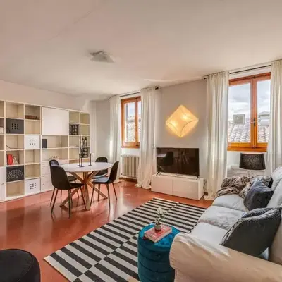 Apartments Florence- Accademia Charme