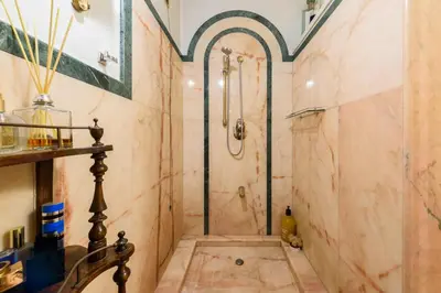 Bagno di Residenza del Bravo by Mmega